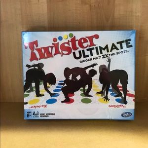 Twister Ultimate - Bigger Mat 2x the Spots